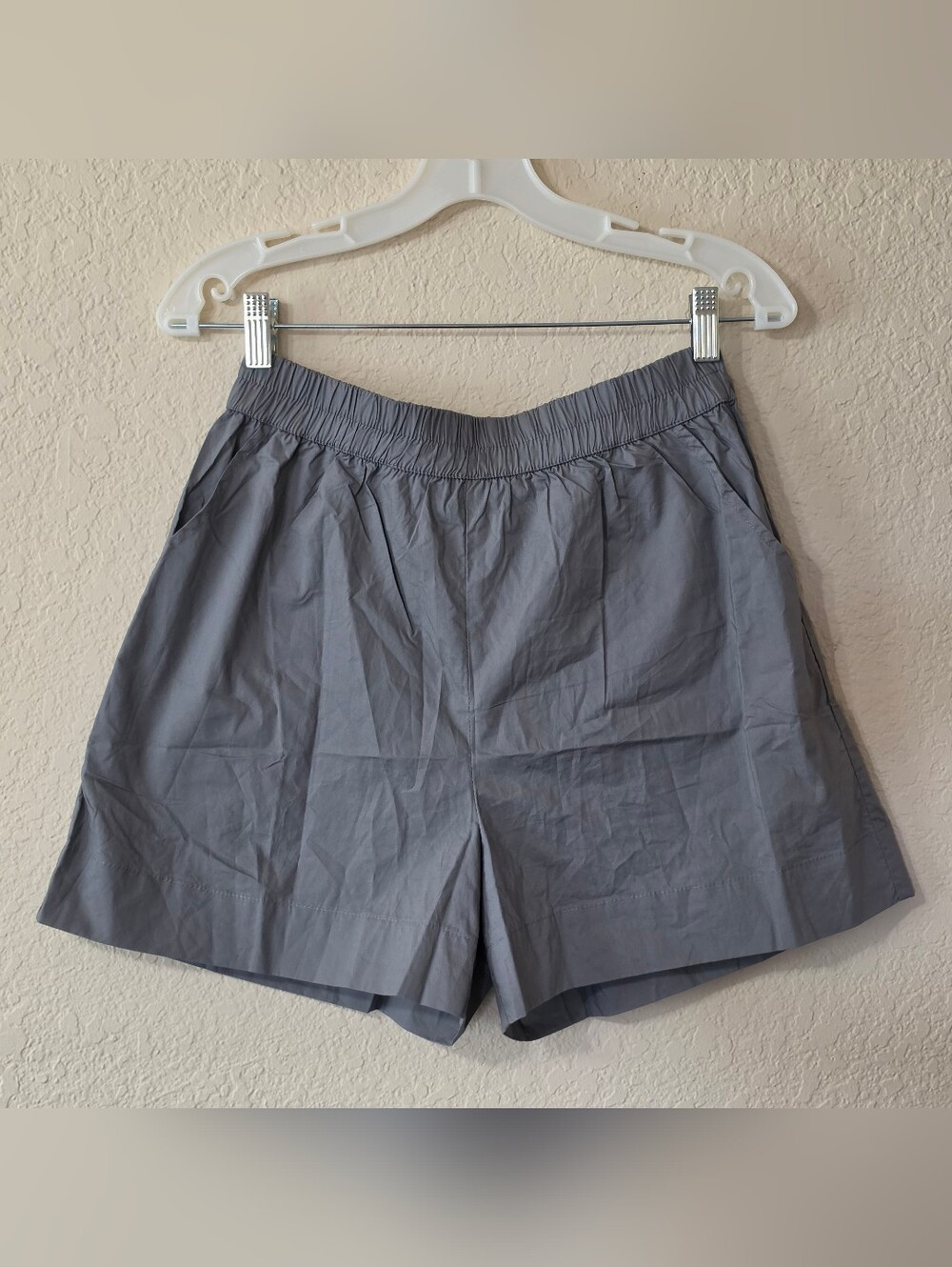 Olivaceous Gray High Waisted Cotton Poplin Shorts Womens Size Med Elastic Waist